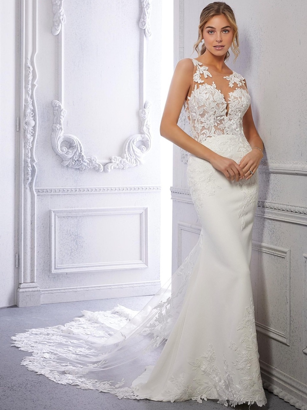 Elegant White Lace Applique Wedding Dress with Illusion Bodice